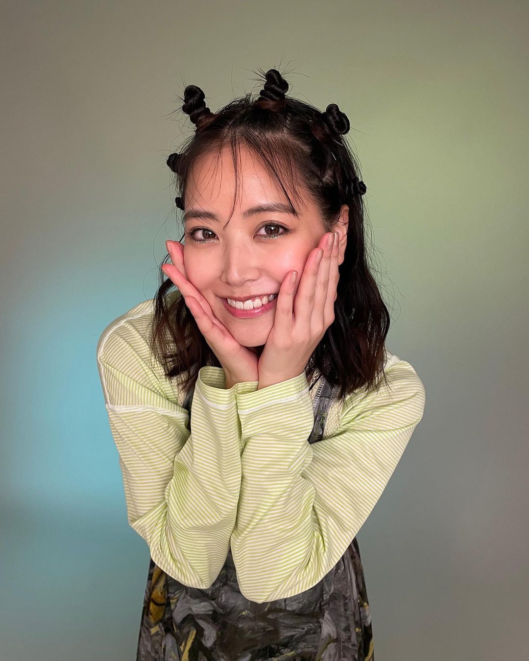 Queendom Puzzle มีใครบ้าง