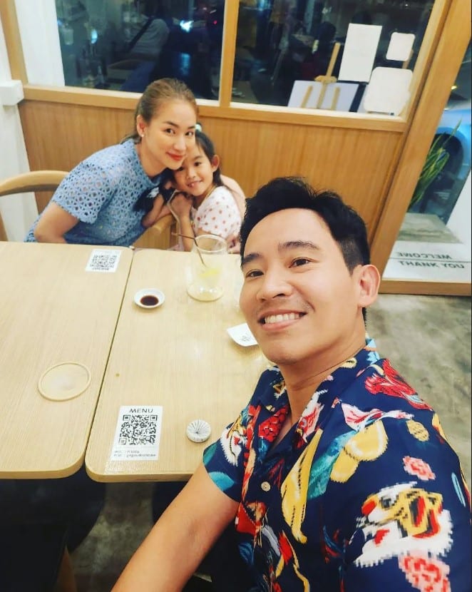ต่าย ชุติมา คอมเมนต์ไอจี พิธา