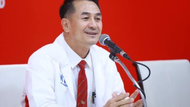 ชลน่าน ศรีแก้ว