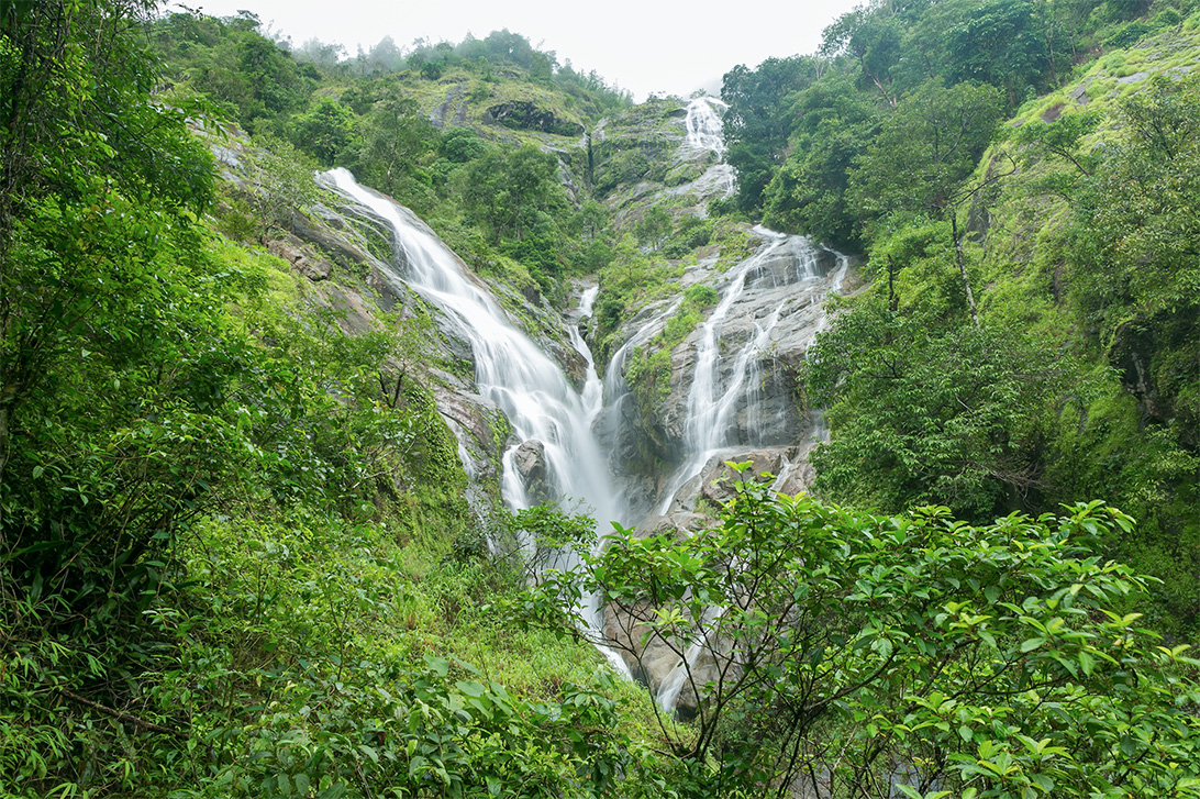 น้ำตกเปรโต๊ะลอซู เที่ยวเดือนมิถุนายน 2566