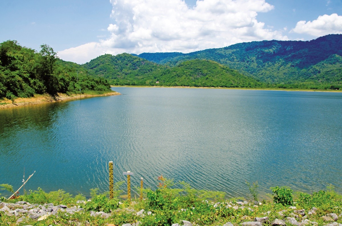 อ่างเก็บน้ำห้วยทรายทอง เที่ยวเดือนมิถุนายน 2566