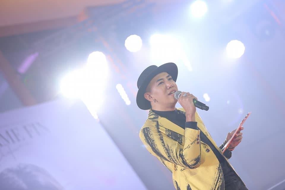 นาย เดอะคอมเมเดี้ยน แจ้งความ