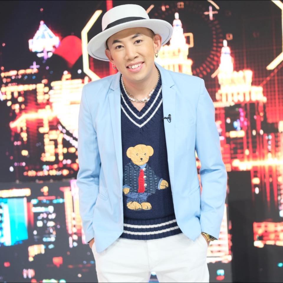 นาย เดอะคอมเมเดี้ยน แจ้งความ