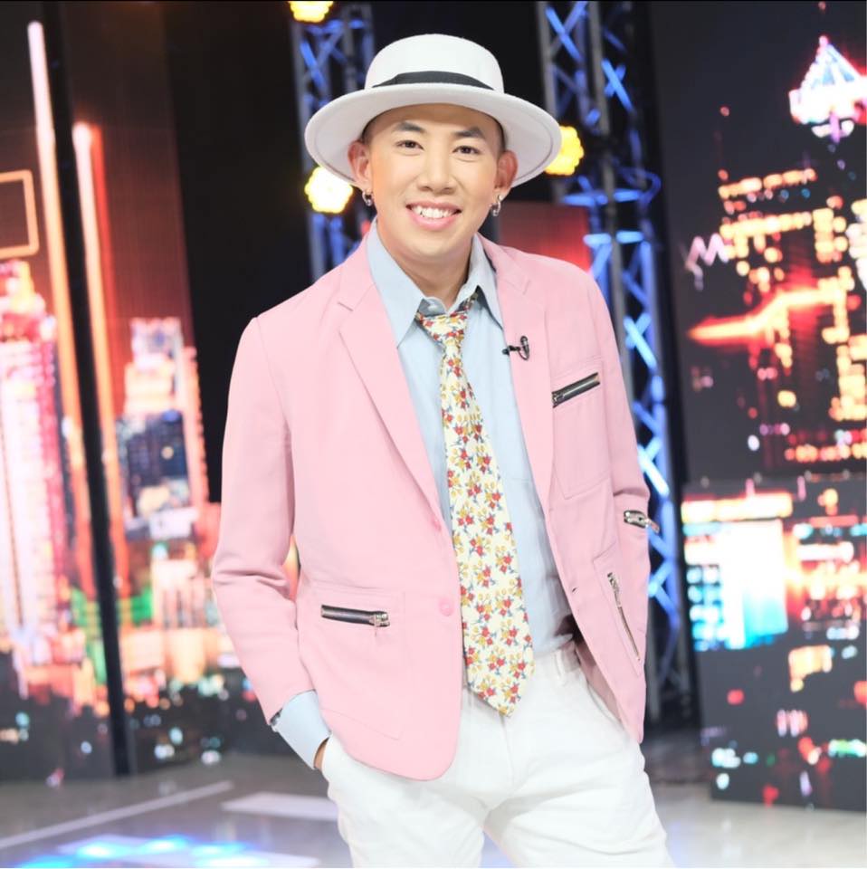 นาย เดอะคอมเมเดี้ยน แจ้งความ