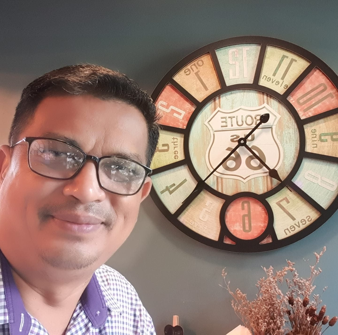 ประวัติ ทนายกฤษณะ ศรีบุญพิมพ์สวย