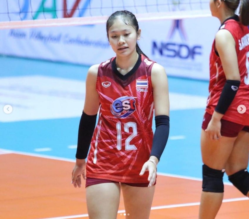 ประวัติ เฟิร์น วริศรา สีทาเลิศ