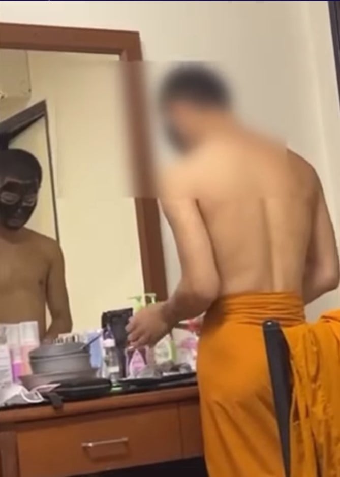 พระพ่อบ้าน