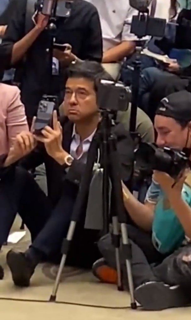 แด๊ดดี้ปุ่น ศิธา ทิวารี