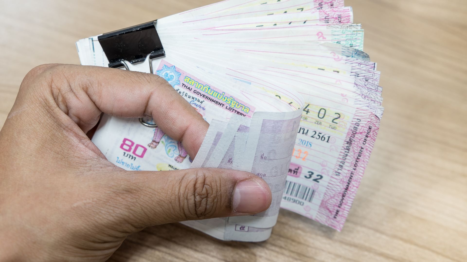สถิติหวยออกวันพฤหัสบดี 20 ปี