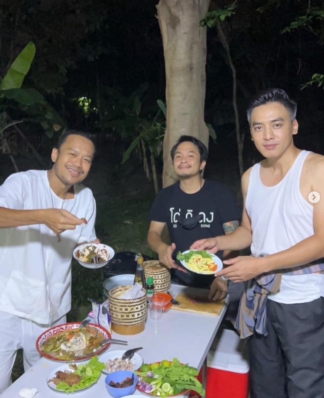 ส่องชีวิต 'โก โกสินทร์' ขายผัก-หาปลายามว่าง