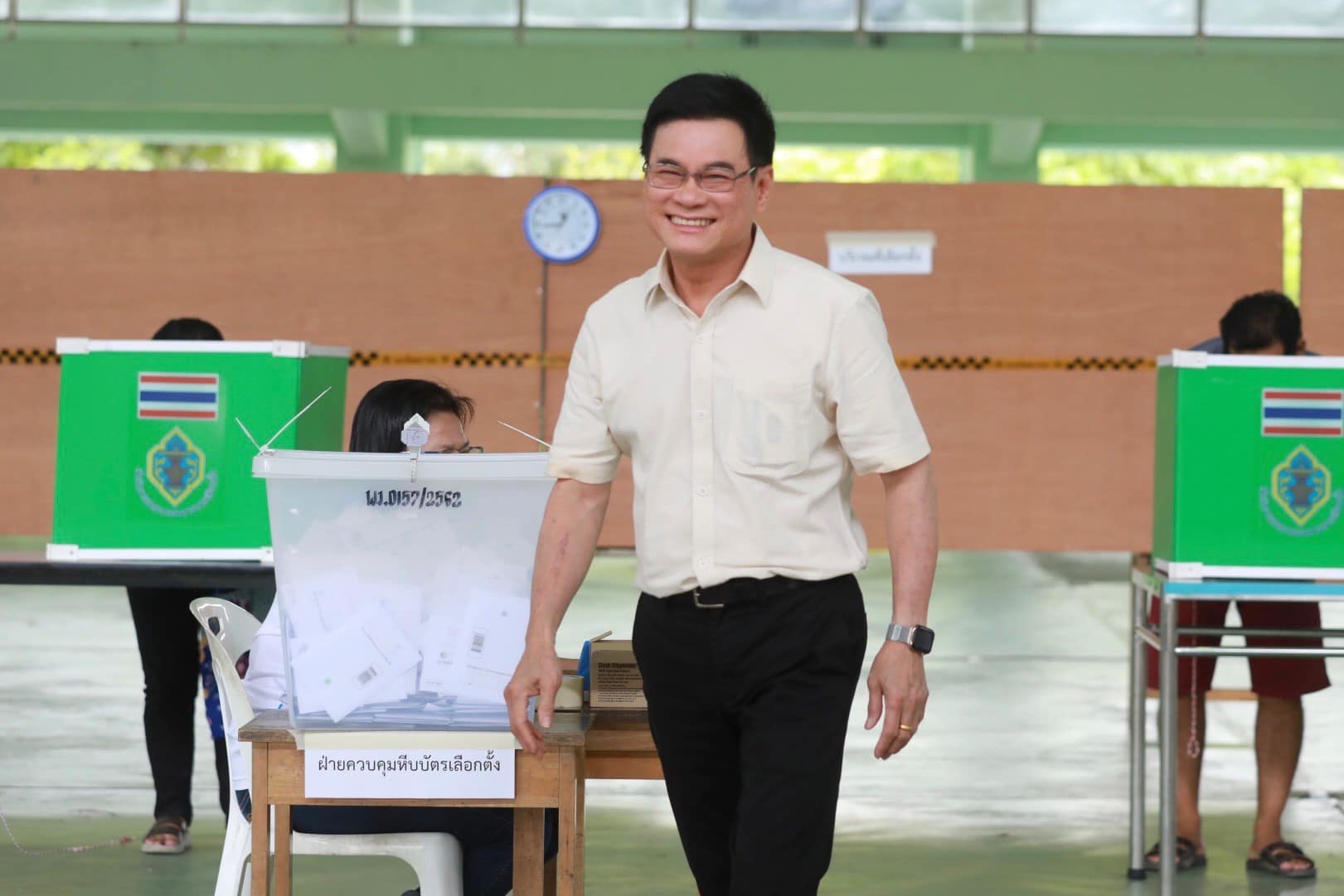 หัวหน้าพรรค​ประชาธิปัตย์