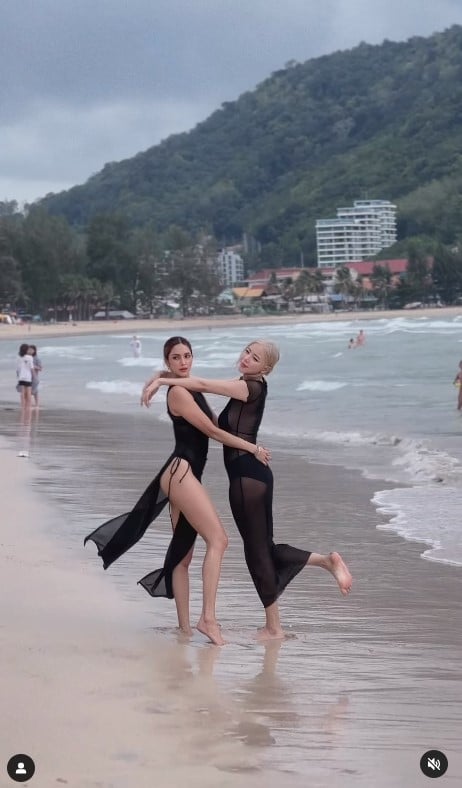 อุ้ม ลักขณา นิวเคลียร์ ชุดซีทรู บิกินี่