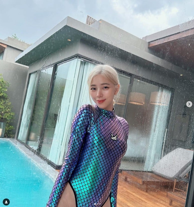 อุ้ม ลักขณา นิวเคลียร์ ชุดซีทรู บิกินี่