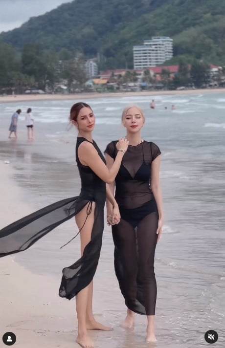 อุ้ม ลักขณา นิวเคลียร์ ชุดซีทรู บิกินี่