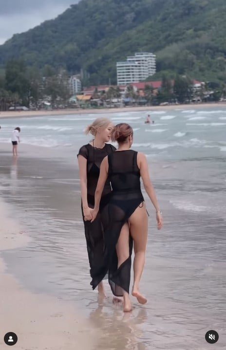 อุ้ม ลักขณา นิวเคลียร์ ชุดซีทรู บิกินี่