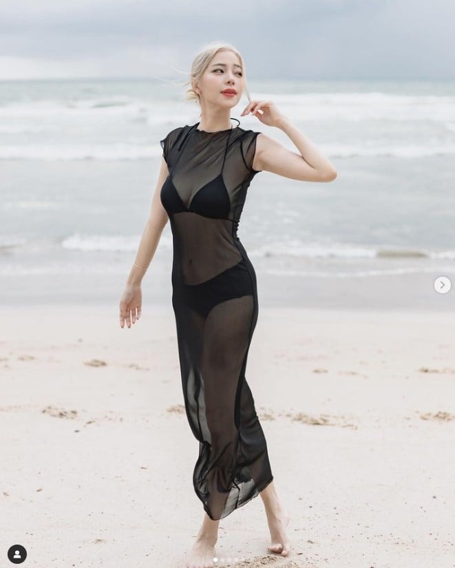 อุ้ม ลักขณา นิวเคลียร์ ชุดซีทรู บิกินี่