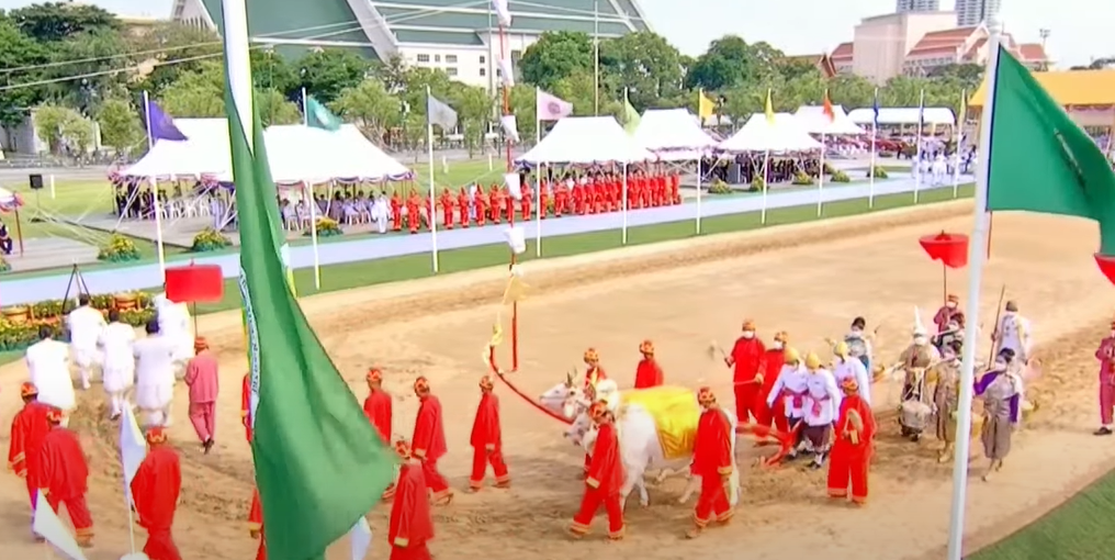 เลขมงคล ทะเบียนรถในหลวง พิธีแรกนาขวัญวันพืชมงคล 1 6 66