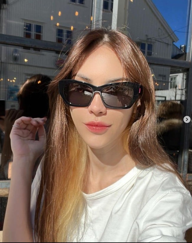 แมท ภีรนีย์ บิกินี่