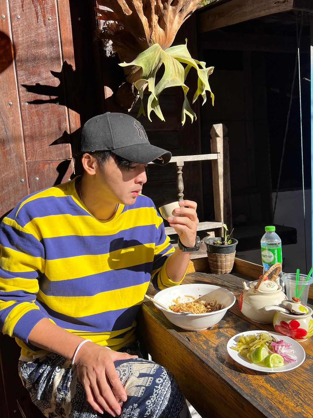 โก ออกตลาดขายผัก