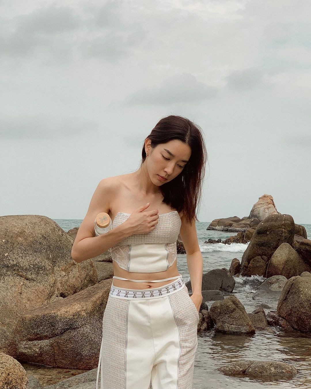 โม มนชนก ชุดว่ายน้ำ