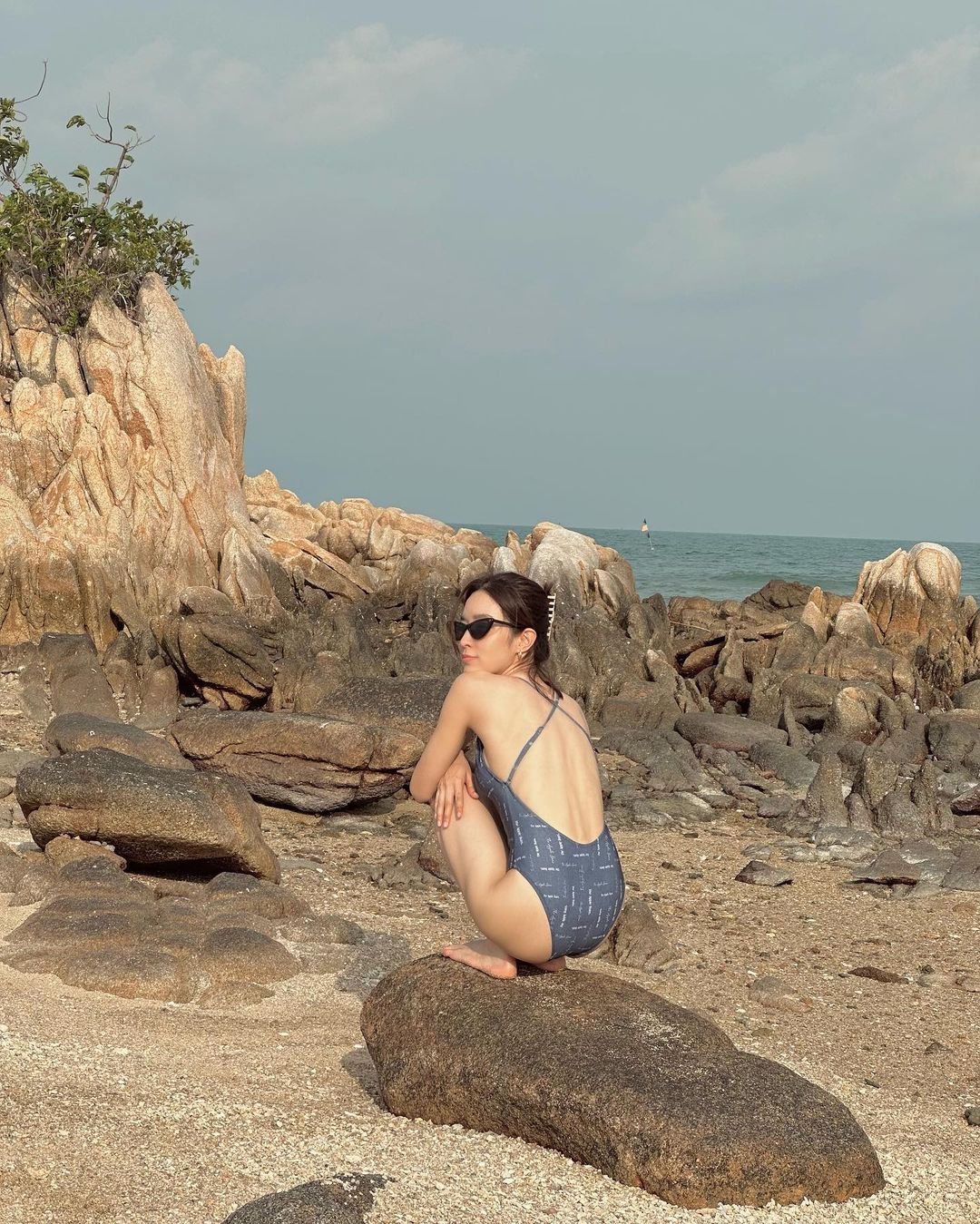 โม มนชนก ชุดว่ายน้ำ