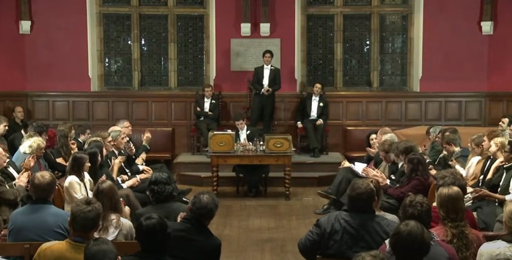 ไอติม พริษฐ์ ประธานสภาฯ อ็อกซ์ฟอร์ด