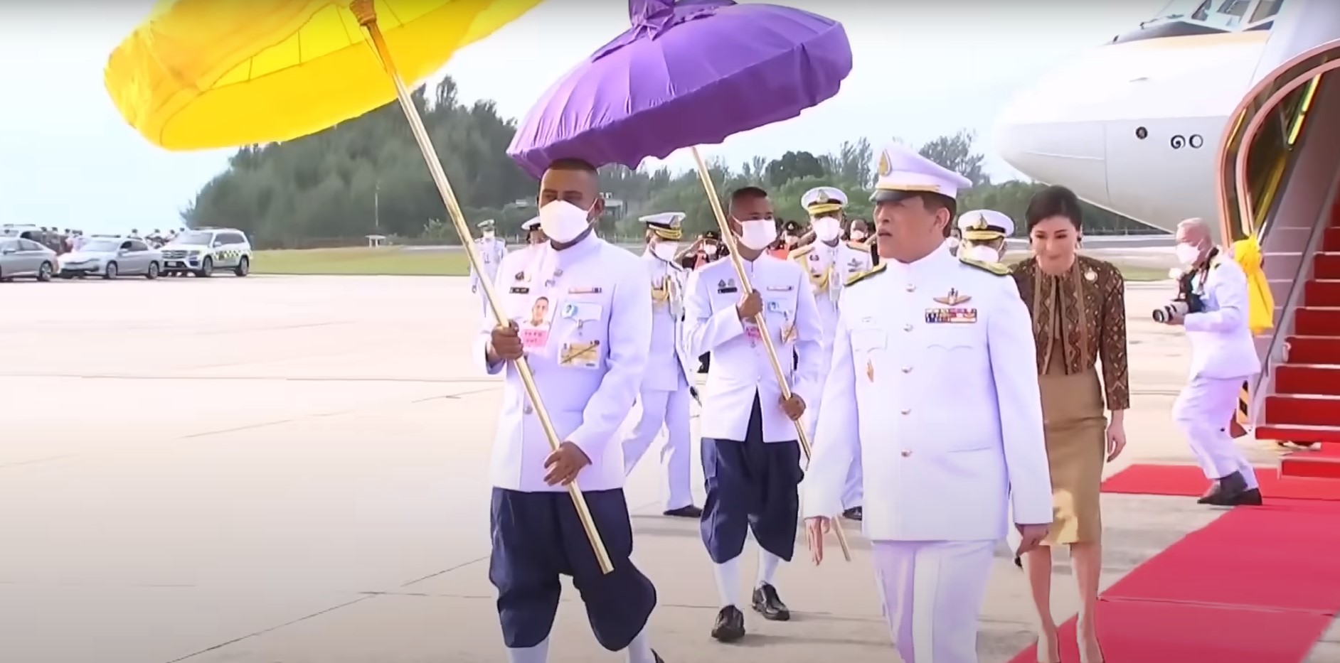 เลขเด็ดมหามงคล เลขเครื่องบิน ในหลวง รัชกาลที่ 10 2566