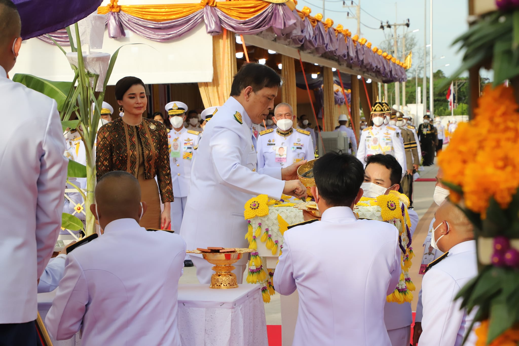 ทะเบียนรถมงคล ในหลวง พระราชินี 