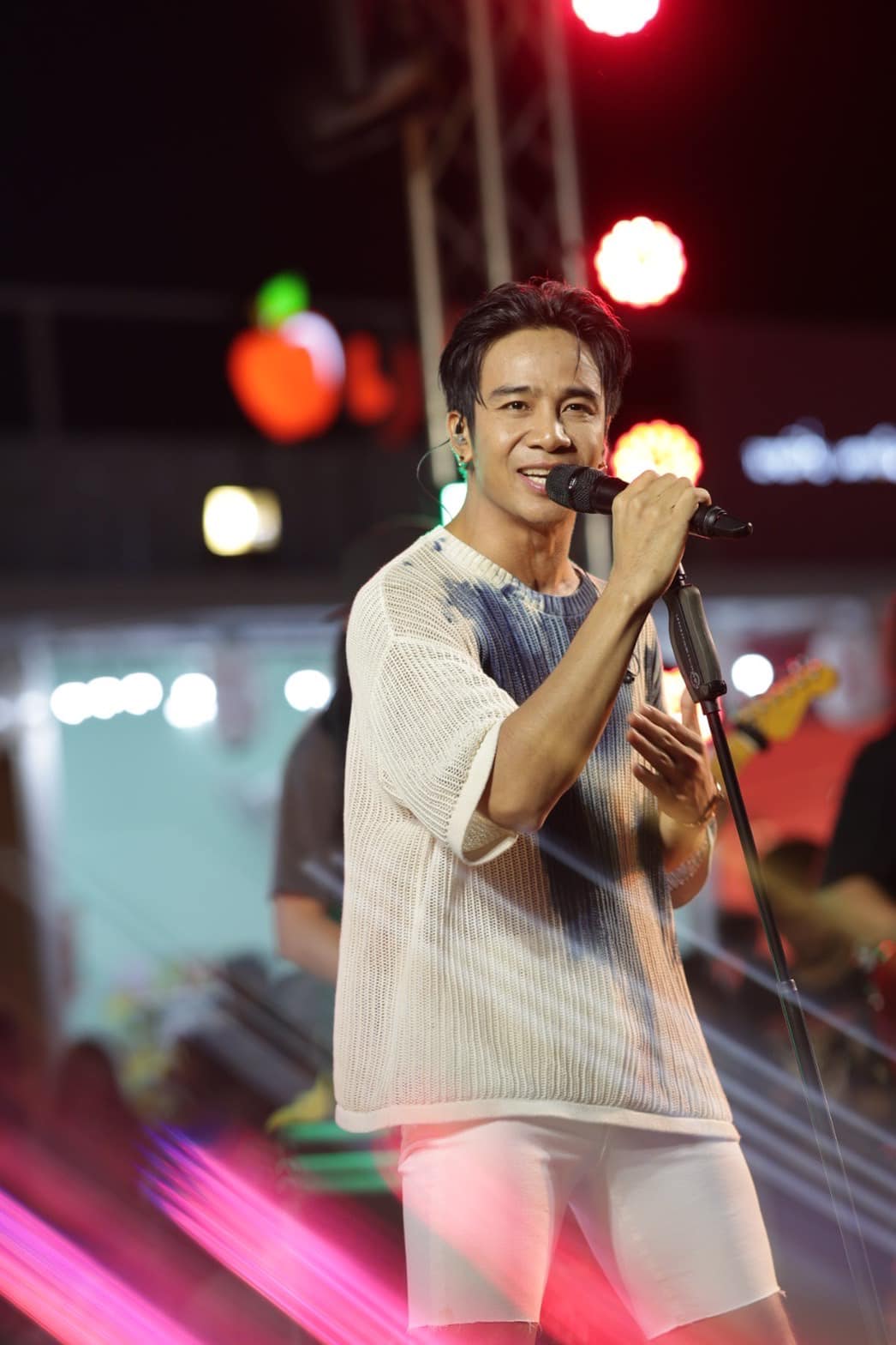 ก้องห้วยไร่ ถอดกางเกง