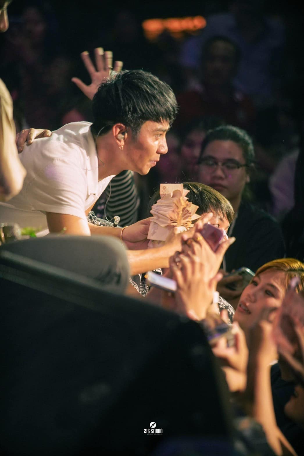 ก้องห้วยไร่ ถอดกางเกง