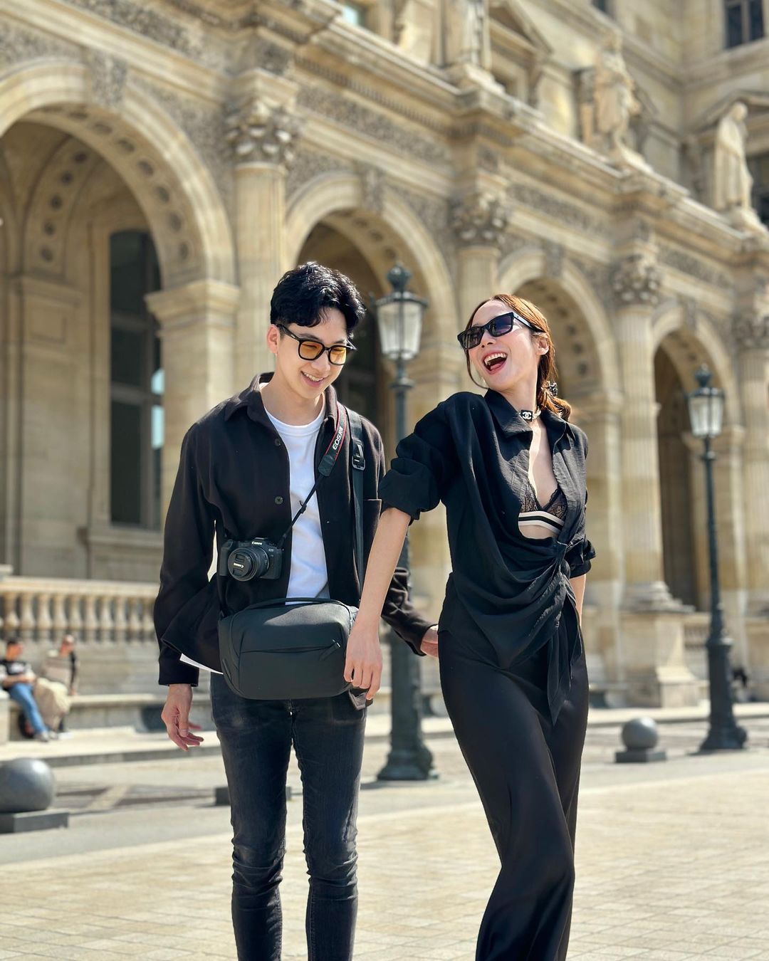 ความสัมพันธ์ อั้ม ไฮโซนิน