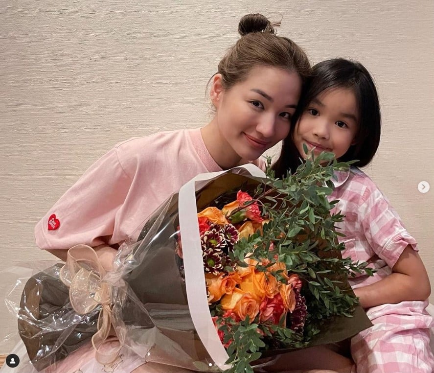 ต่าย ชุติมา คลอดลูก