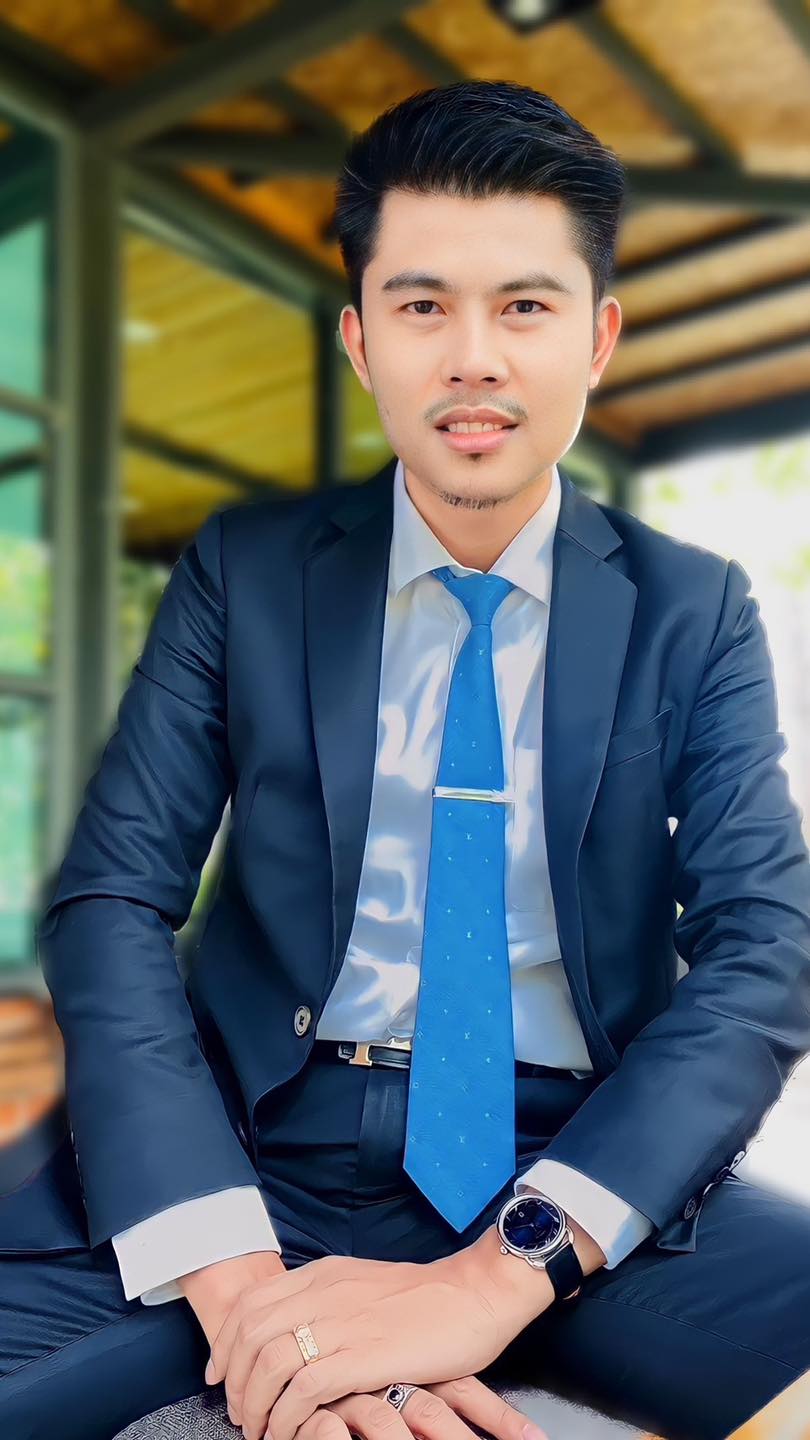 ทนายชายพัฒน์
