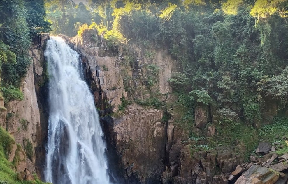 นครราชสีมา น้ำตกเหวนรก รีวิว อุทยานแห่งชาติเขาใหญ่ รีวิวที่เที่ยว