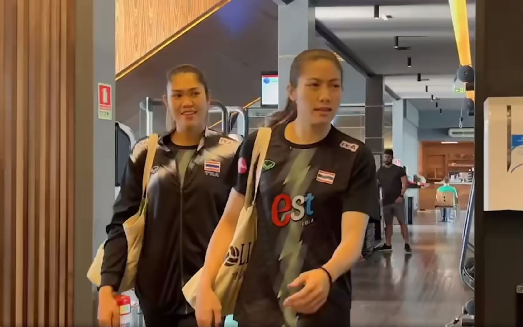 นักวอลเลย์บอลทีมชาติไทย