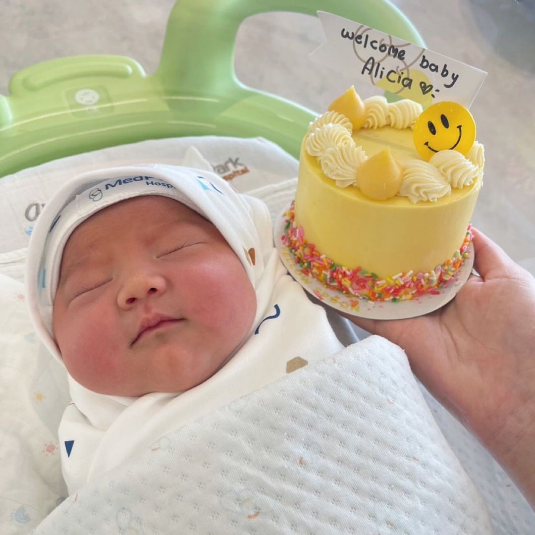 น้องเอลิเซีย