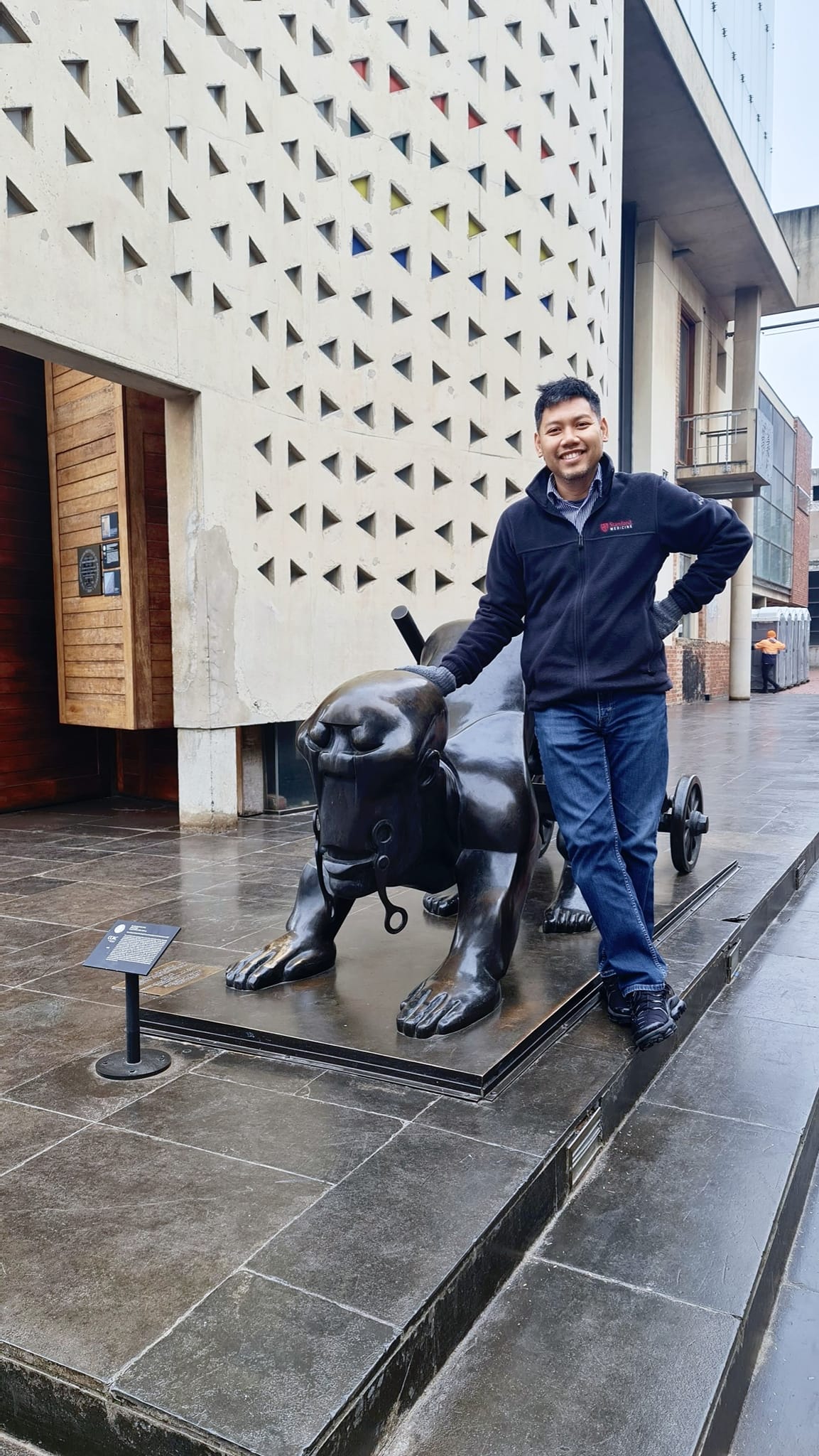 ประวัติ รศ.ดร.นพ.วัชรพล​ อเล็กซองดร์​ กำเนิด​ศิ​ริ