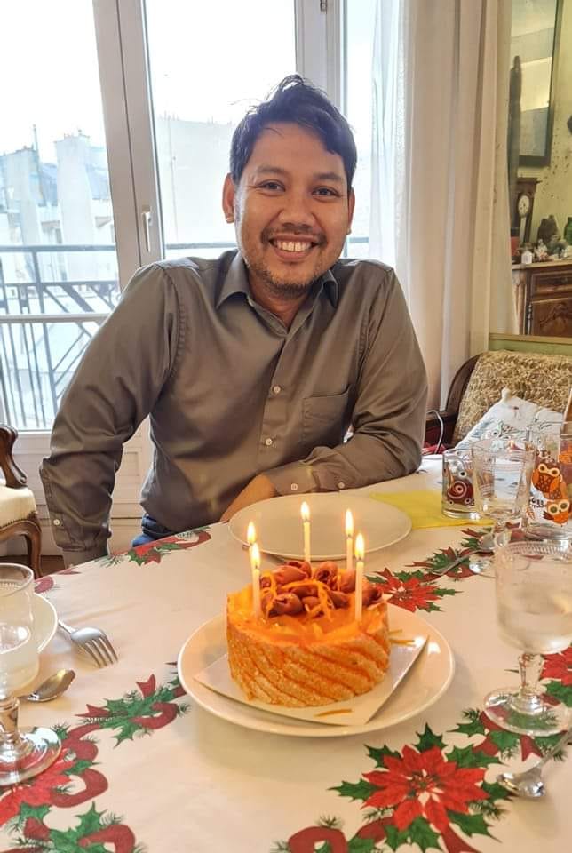 ประวัติ รศ.ดร.นพ.วัชรพล​ อเล็กซองดร์​ กำเนิด​ศิ​ริ