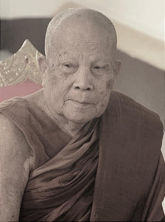 ประวัติ หลวงปู่แสง ญาณวโร