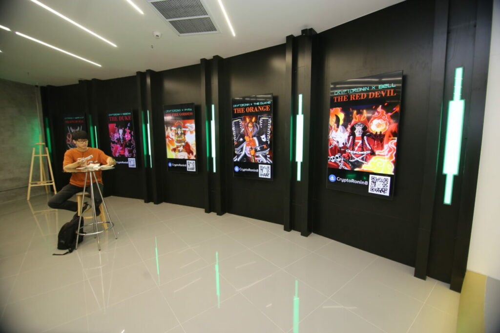 ปลื้ม VRZO Crypto Ronin NFT