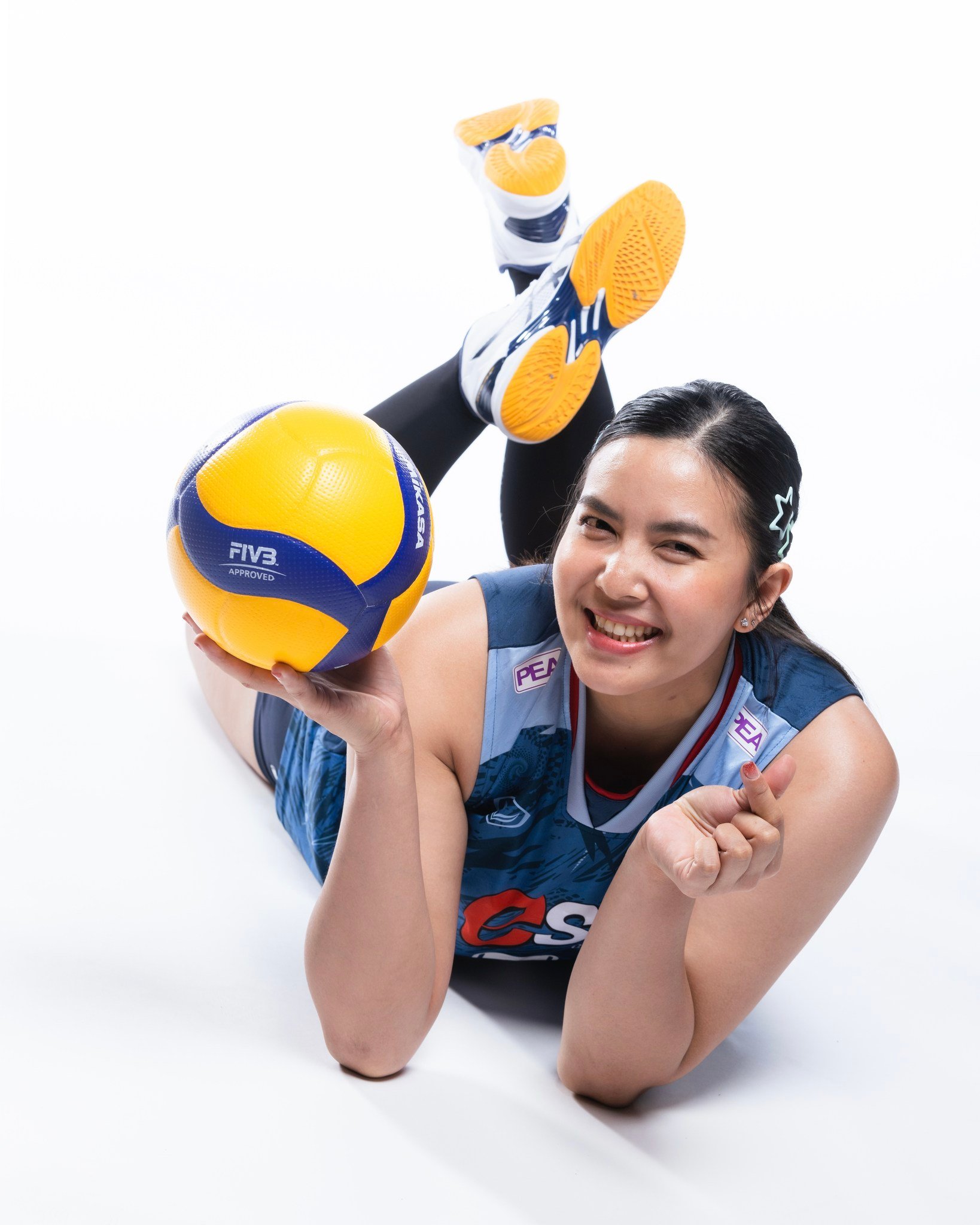 พรพรรณ ขึ้นปกใหญ่ VNL