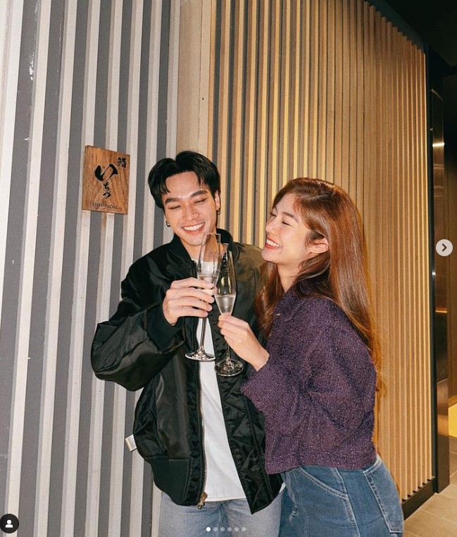 พี่สาวโอบ โพสต์