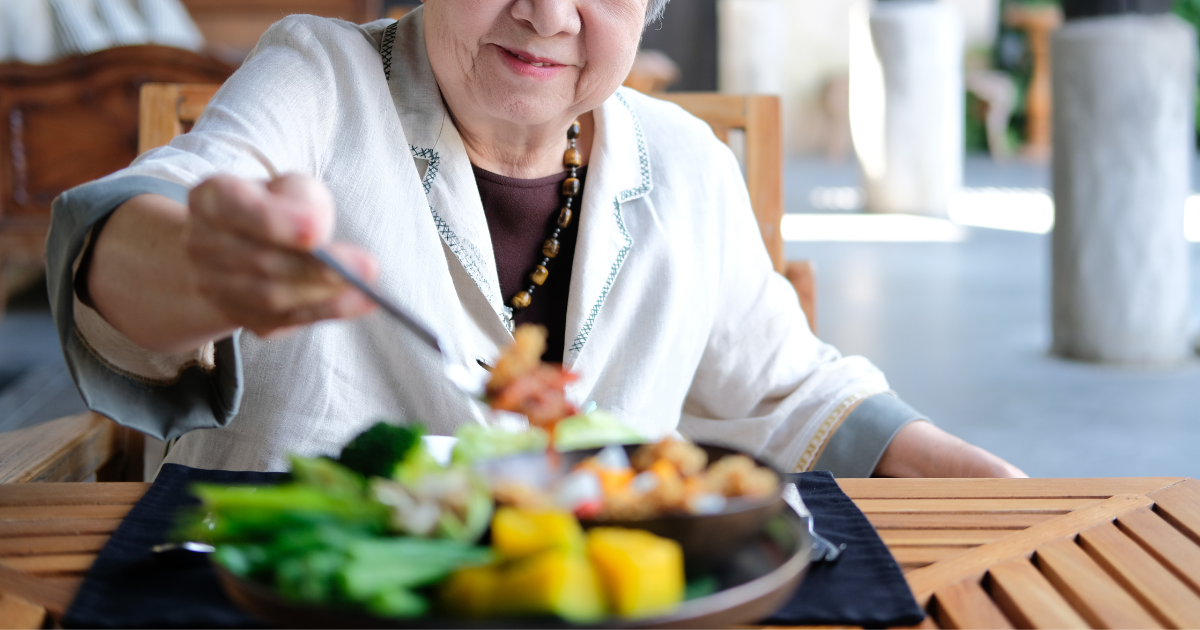 วิธีจัดอาหารให้ผู้สูงอายุ
