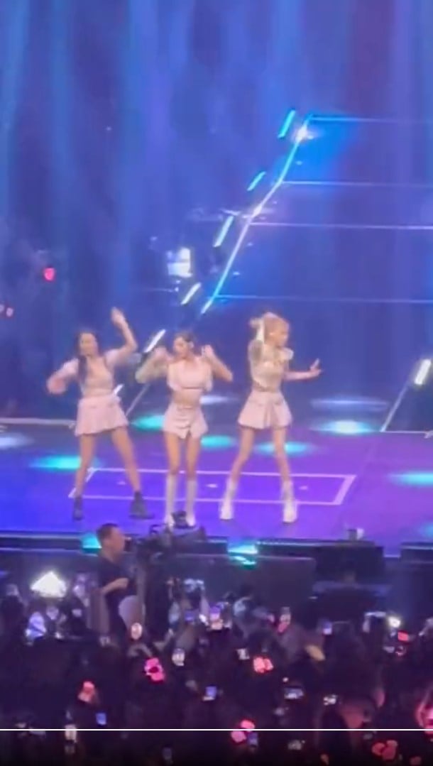 เจนนี่ BLACKPINK คอนเสิร์ต