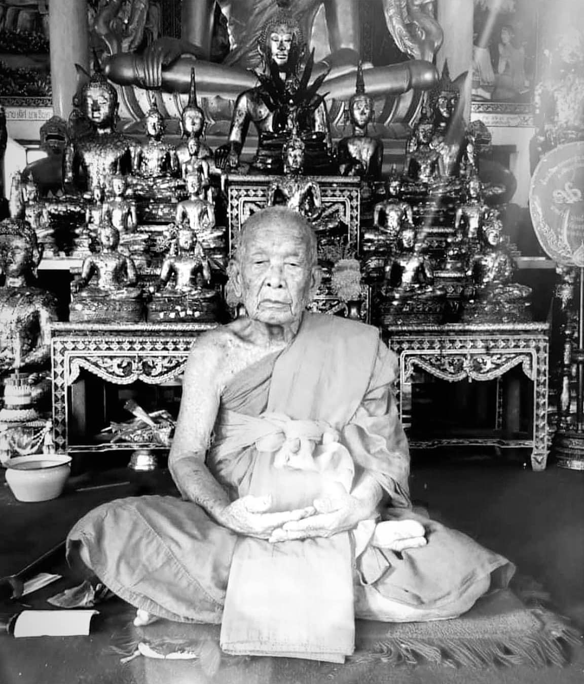 เลขมงคล หลวงพ่อทอง พระเกจิดัง มรณภาพ