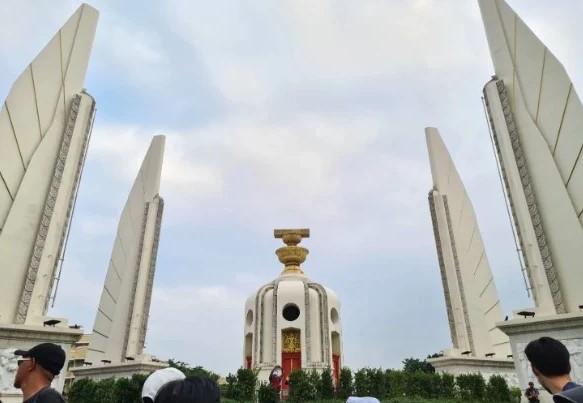 เลขเด็ด ‘วันเปลี่ยนแปลงการปกครอง’ 2475 16 6 66