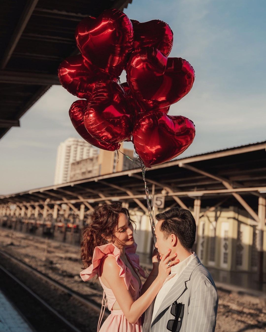 เส้นทางรัก เมย์ พิชญ์นาฏ ไฮโซบิ๊ก