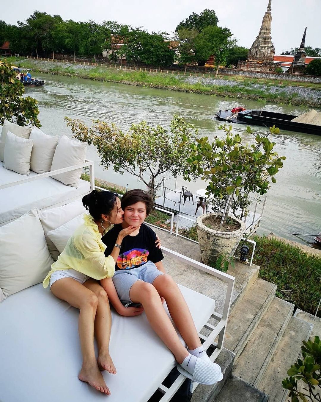 อดีตนางเอกยุค 90 ลูกชาย