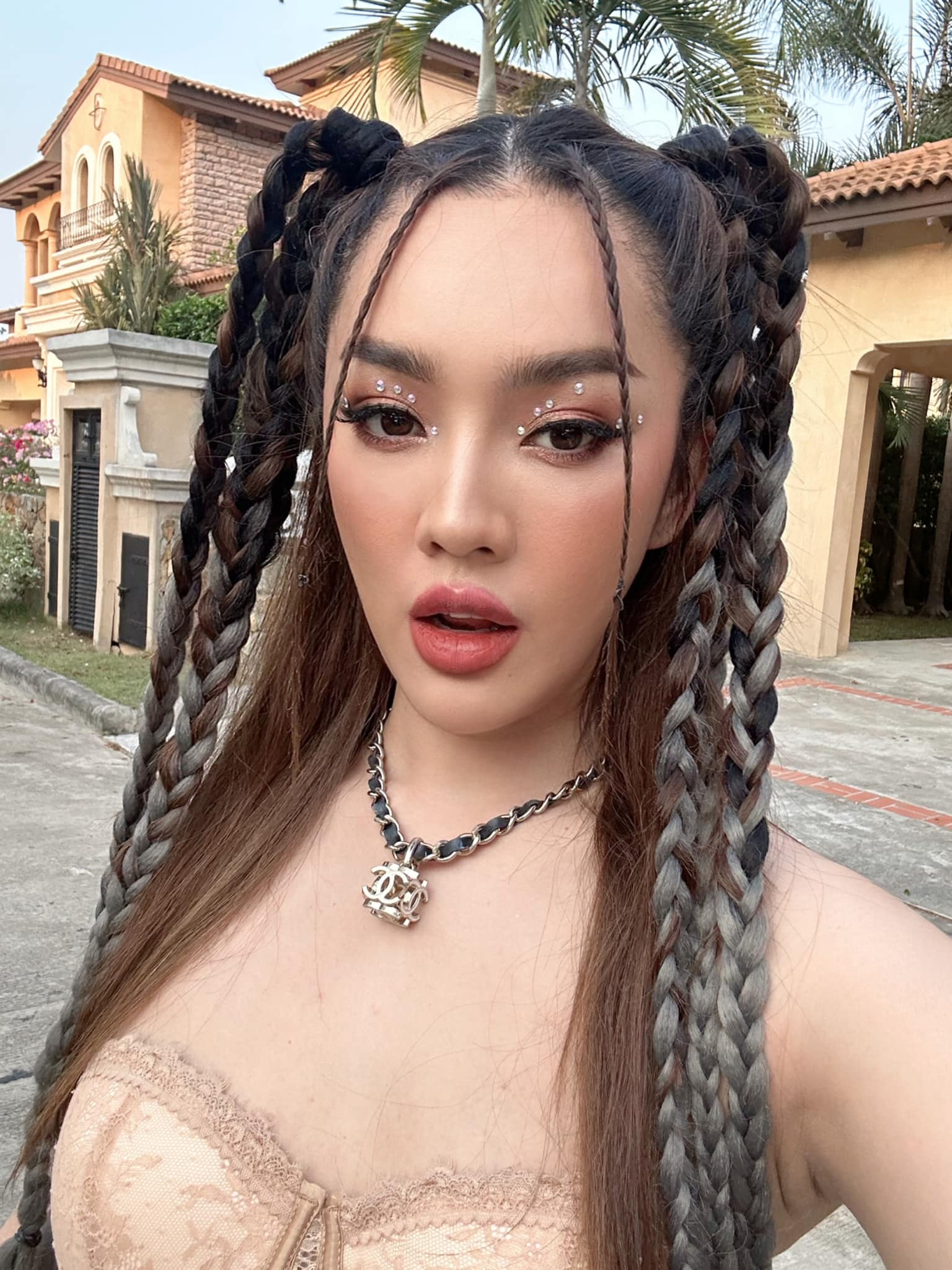 เส้นด้าย ความเคลื่อนไหวล่าสุด