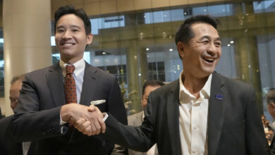 เลือกนายกรอบ 2 พิธา